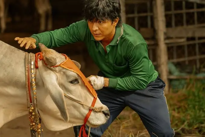Steven Nguyễn: "Tôi bị bầm dập, suýt bị bò đá và tự tay đập kính đến chảy máu khi đóng "Trại buôn người"
